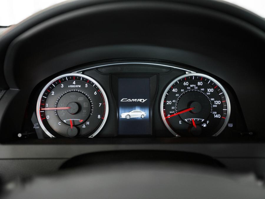  Toyota Camry XSE 2015 года  (фото 9 из 9)